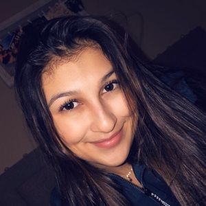 Meet your Posher, Nadia